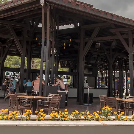 Kimeros Park Village - Ultra Inc. Kids Concept Station touristique